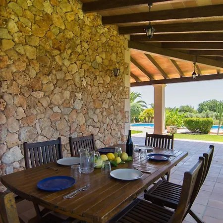 Fantastische Mit Ueberdachter Terrasse Dom wakacyjny